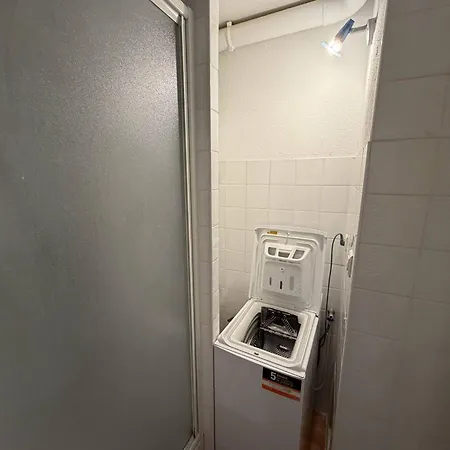 T3 Climatise Avec Piscine, Parking Prive, Proche - - Fr-1-388-128 Appartement